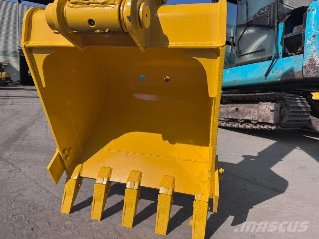Komatsu PC 56 Roomikekskavaatorid