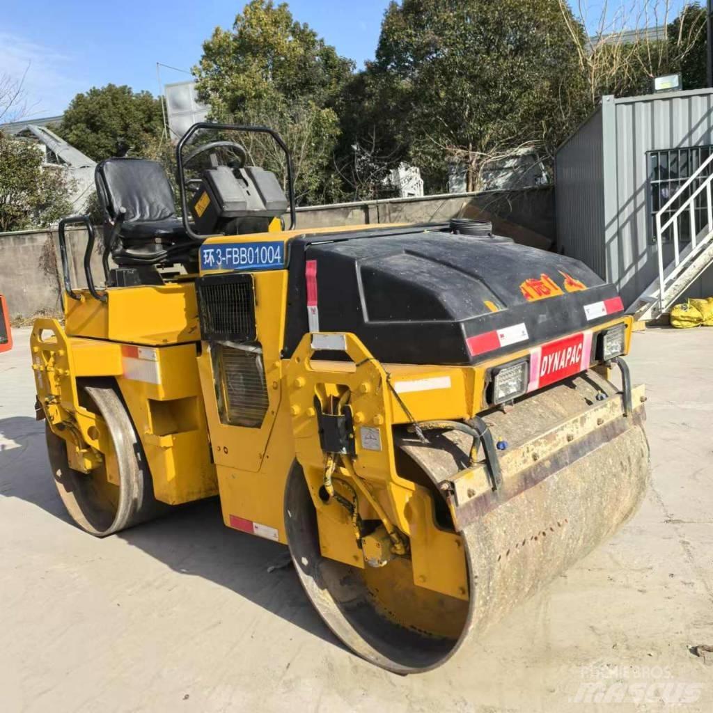 Dynapac CC 142 Tandemrullid