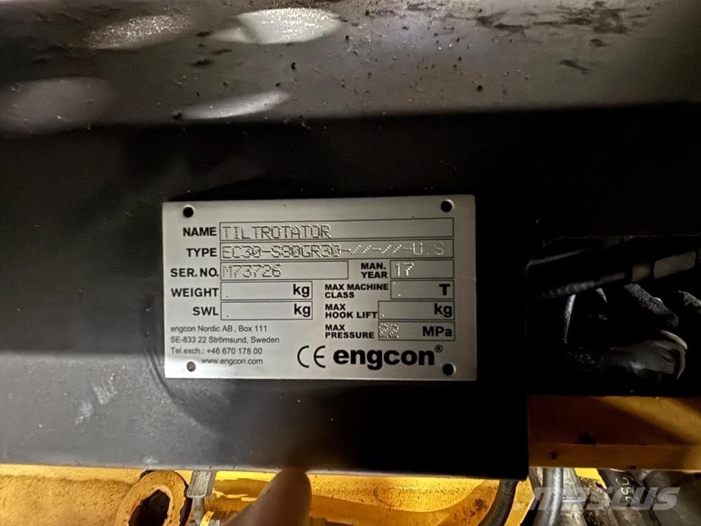 Engcon Ec30 s80gr30 Roomikekskavaatorid