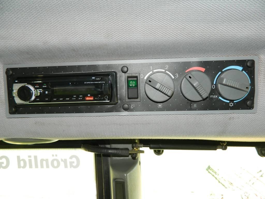 Valtra T 140 Traktorid