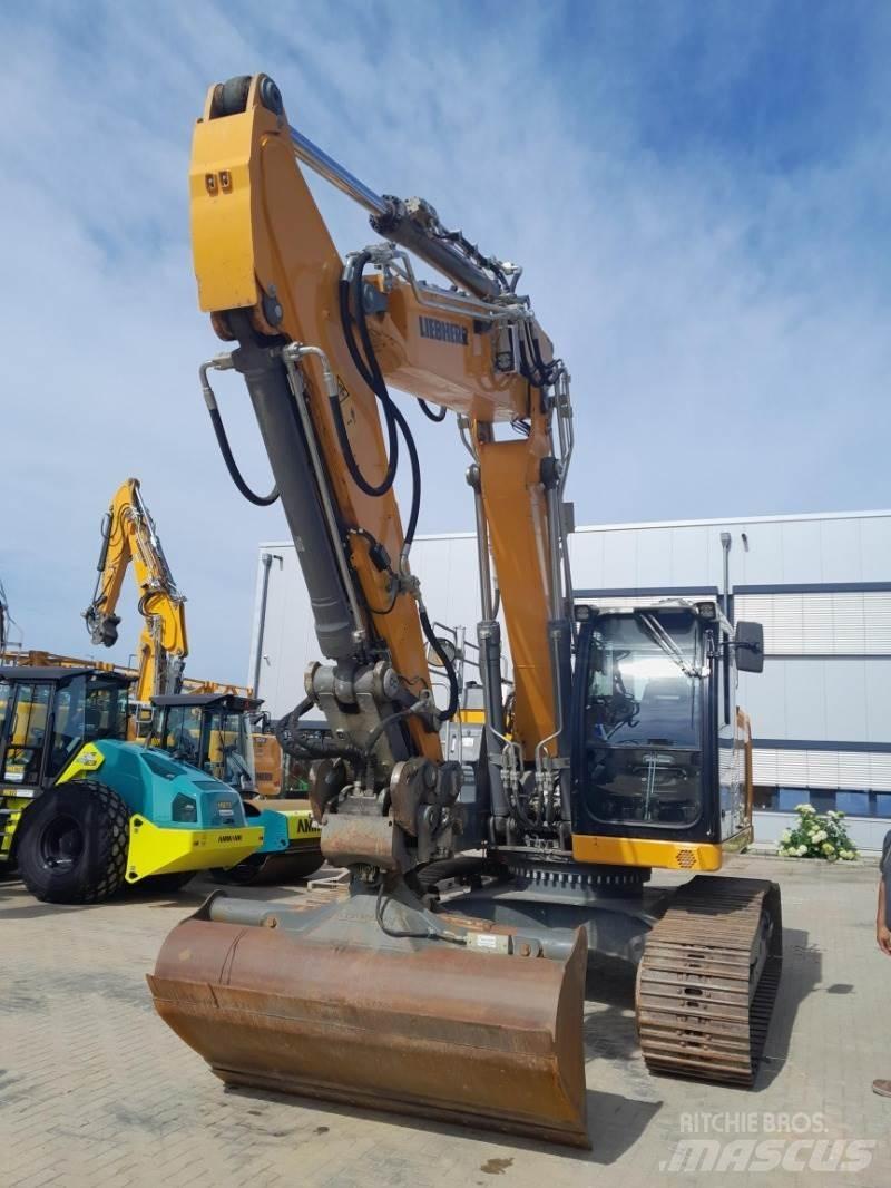 Liebherr R922 LC Roomikekskavaatorid
