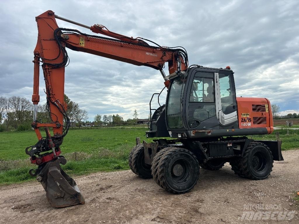 Hitachi ZX 140 W T-3 Ratasekskavaatorid