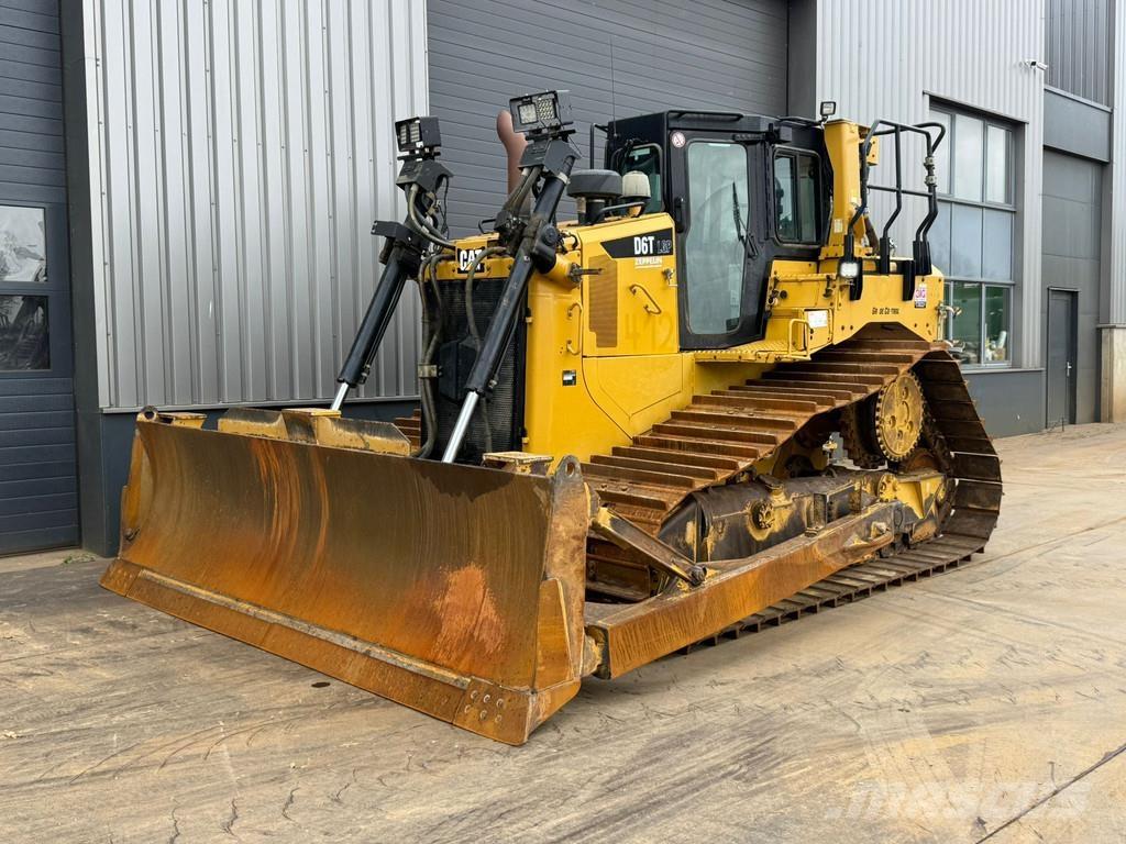 CAT D6T LGP Buldooserid