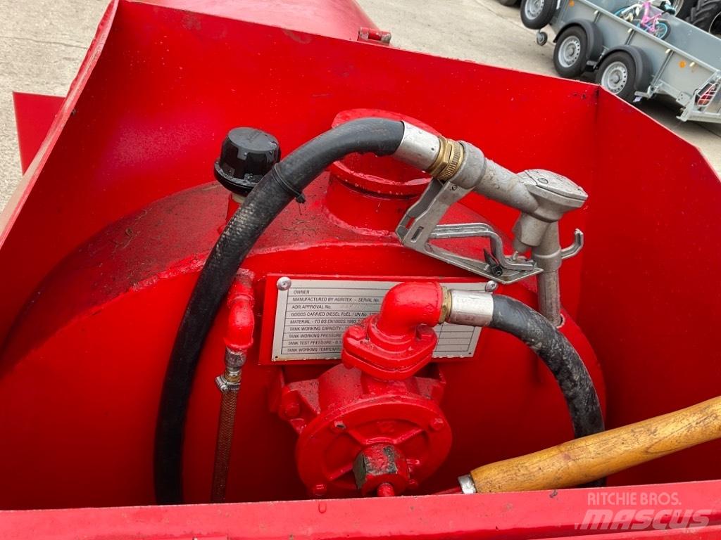  AGRITEK FUEL BOWSER Kütusemahutid
