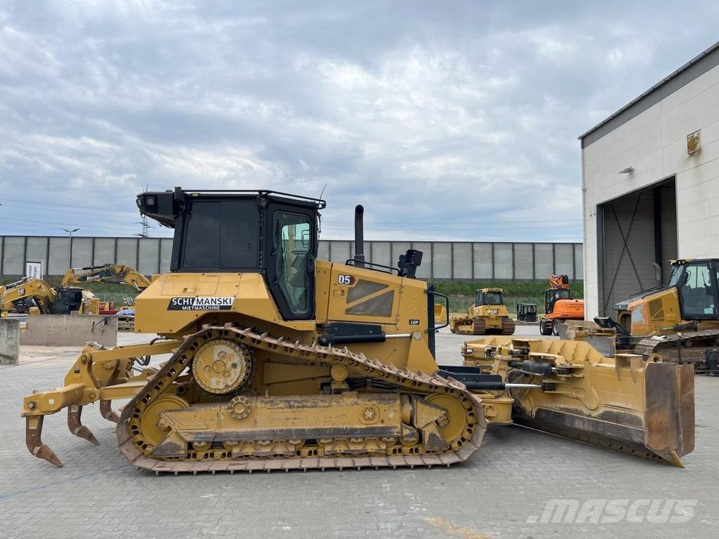 CAT D 5 LGP Buldooserid