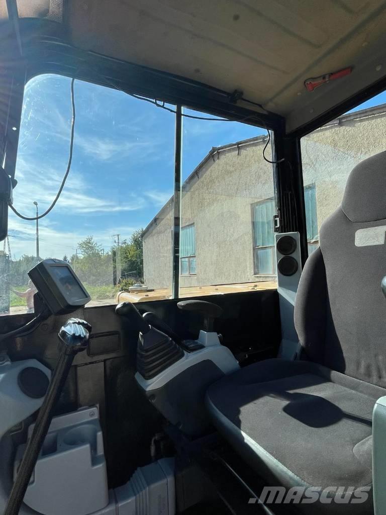 CAT 305.5 E 2 Miniekskavaatorid < 7 t