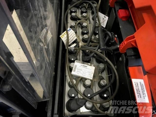 Toyota SWE 120 L Järelkäidavad virnastajad