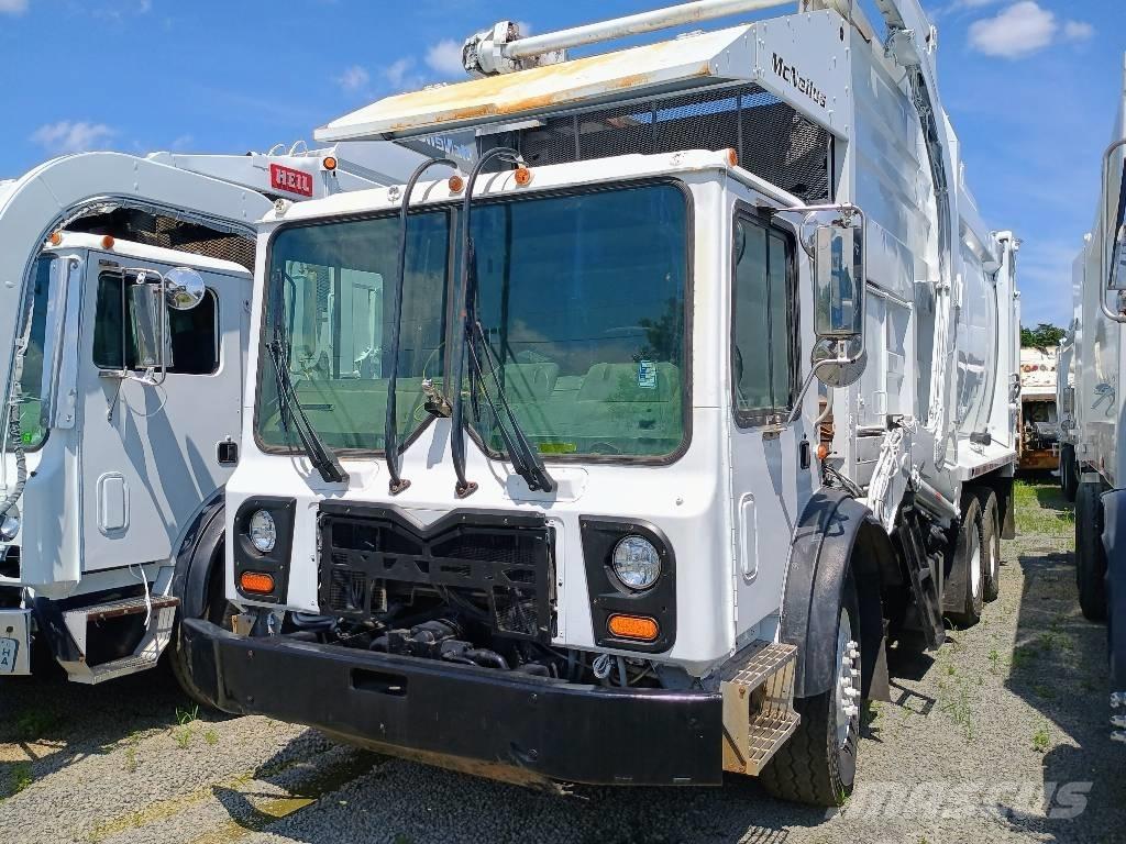 Mack MRU 613 Prügiautod