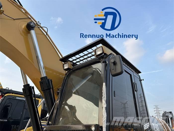 CAT 320 D2L Roomikekskavaatorid
