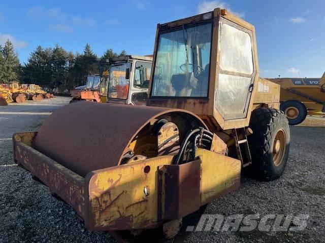 Komatsu JV110WA-HD Ühe trumliga rullid