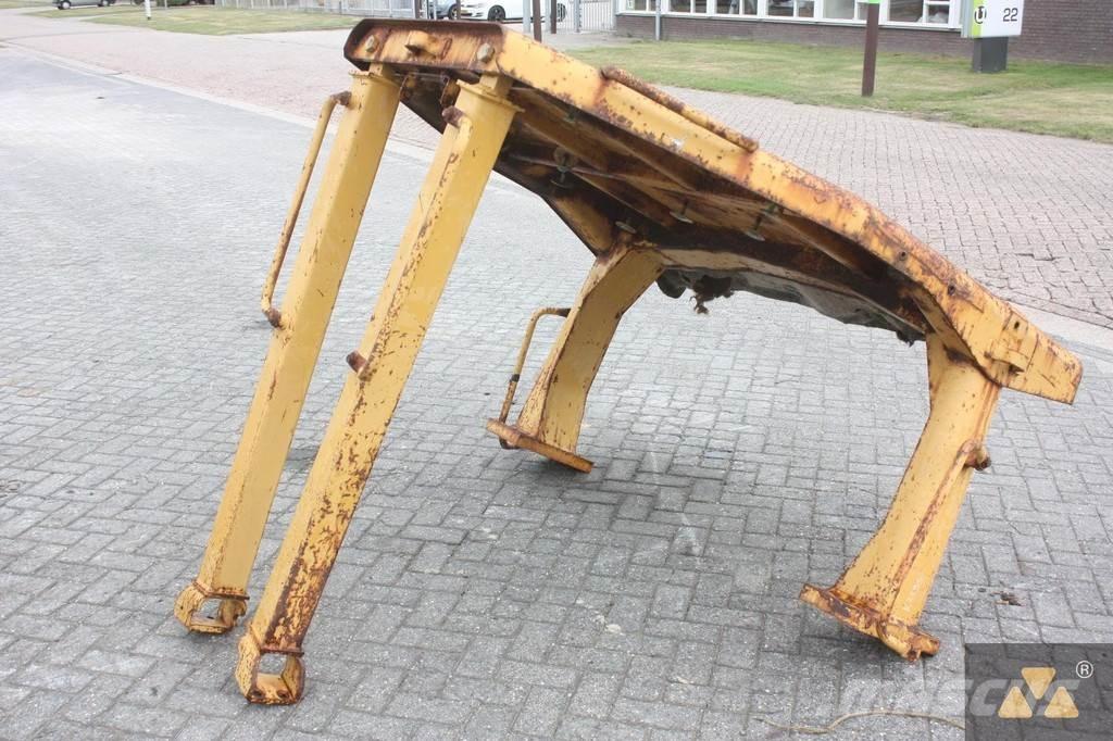 CAT D7H O-rops cab Kabiinid