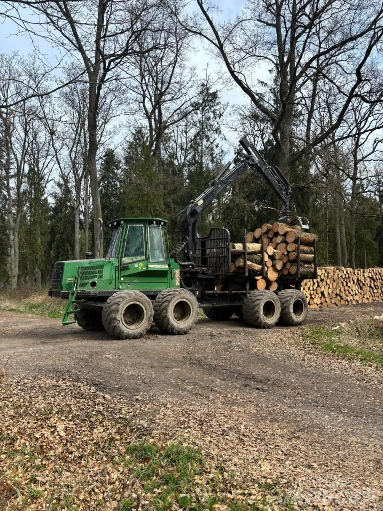 John Deere 1110 D Forwarderid