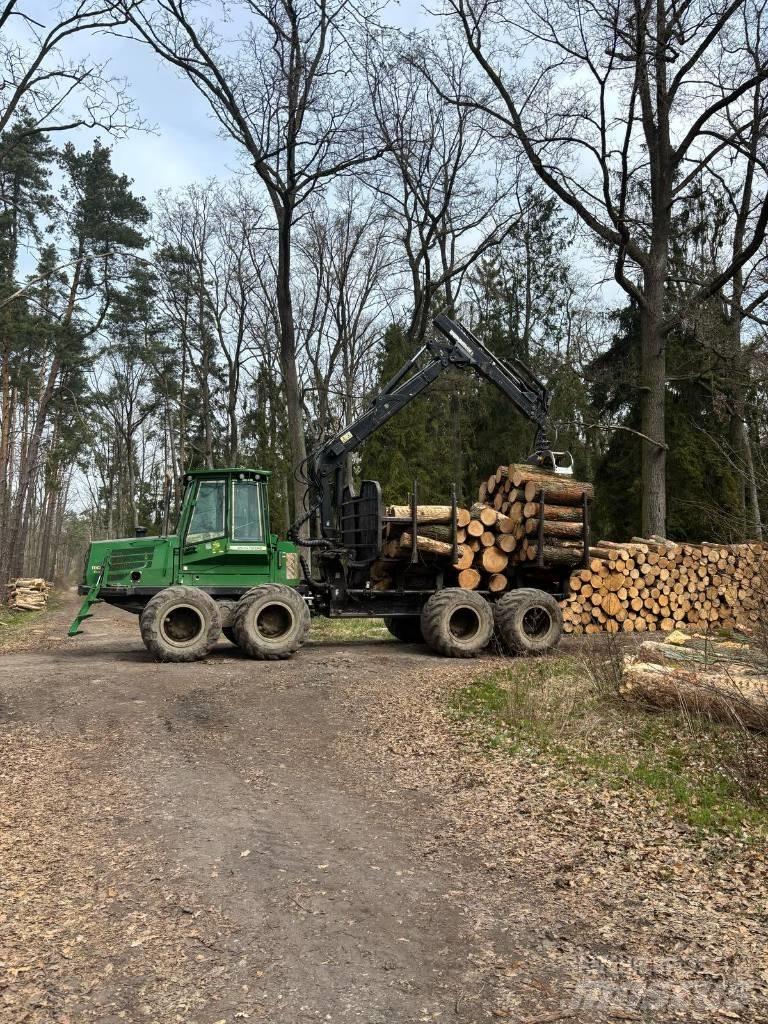 John Deere 1110 D Forwarderid