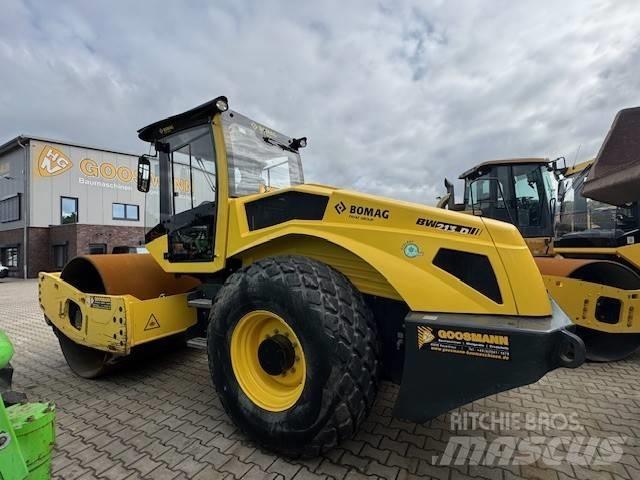 Bomag BW 213 D -5 Ühe trumliga rullid
