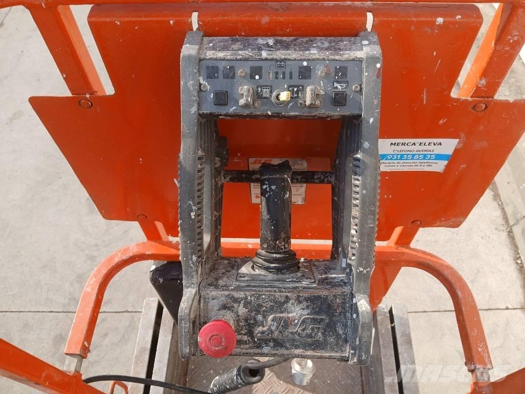 JLG 1930 ES Käärtõstukid