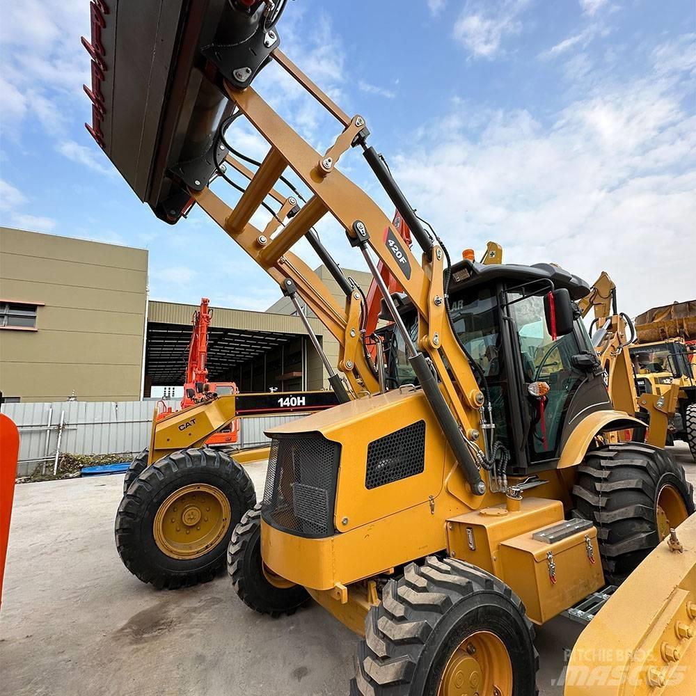 CAT 420 F Ekskavaatorlaadurid