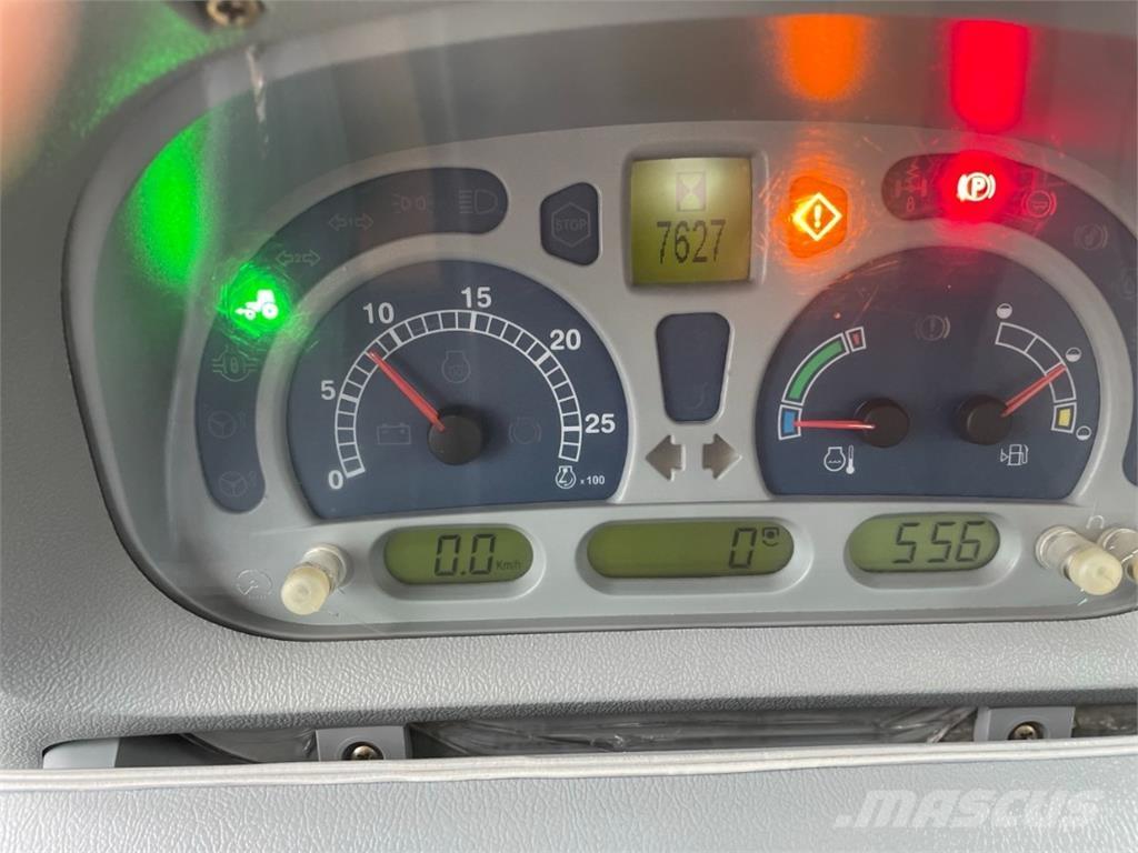 New Holland T7050 Traktorid