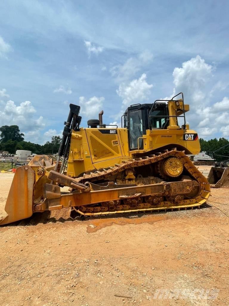 CAT D 8 T Buldooserid