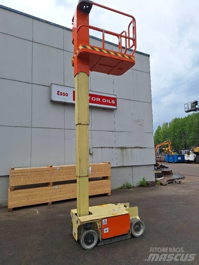 JLG 1230 ES Käärtõstukid