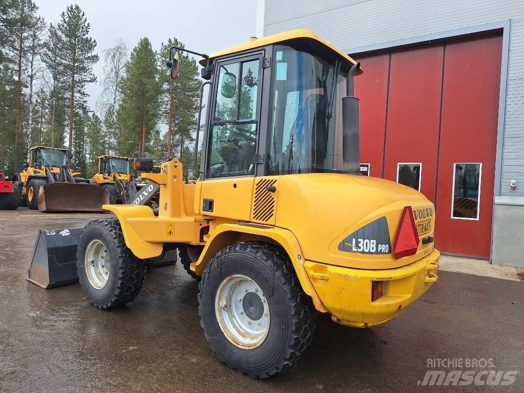 Volvo L30B AURALLA Rataslaadurid