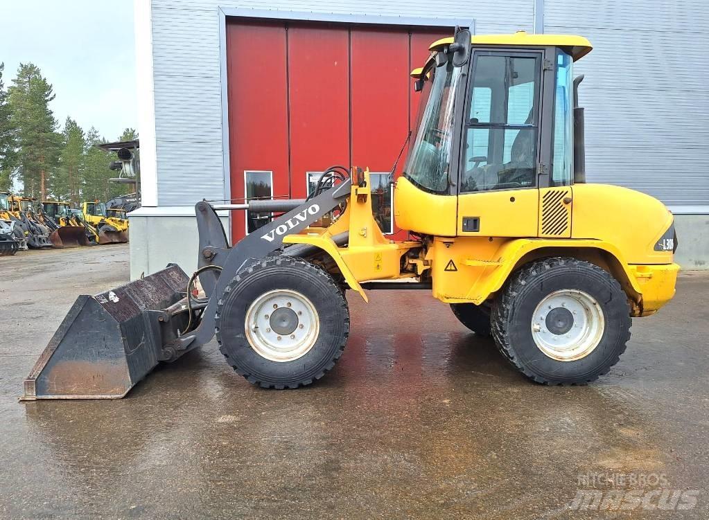 Volvo L30B AURALLA Rataslaadurid