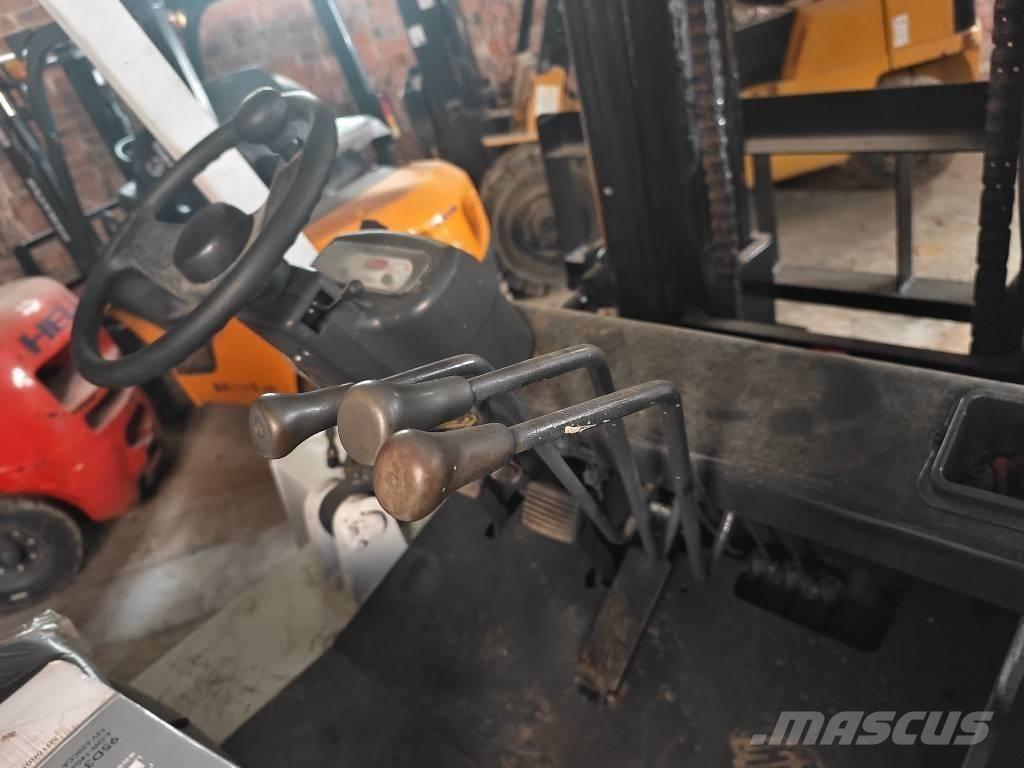 TCM FD 70 Z8 Diiseltõstukid