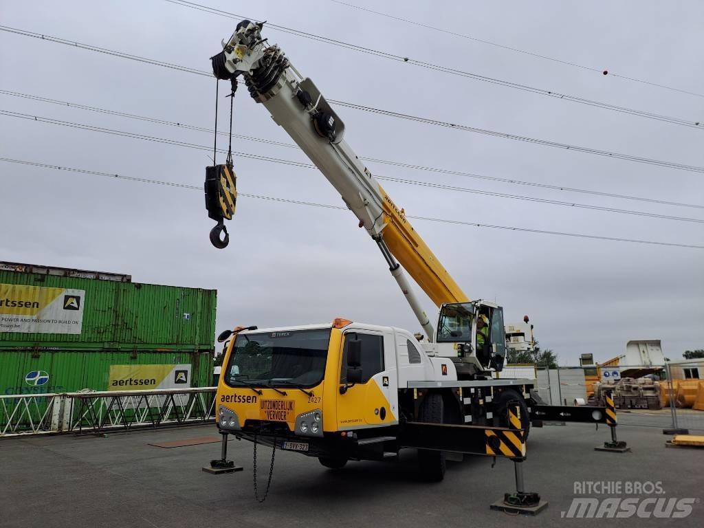 Terex Demag AC40/2L Maastikutõstukid