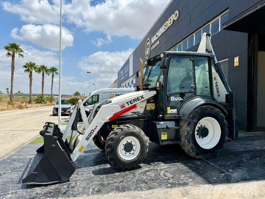 Terex 820 Ekskavaatorlaadurid