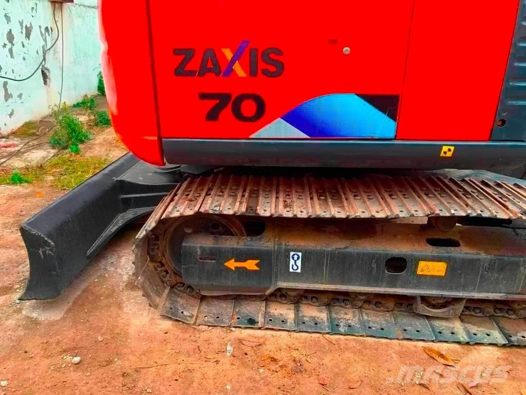 Hitachi Zaxis 70 Roomikekskavaatorid