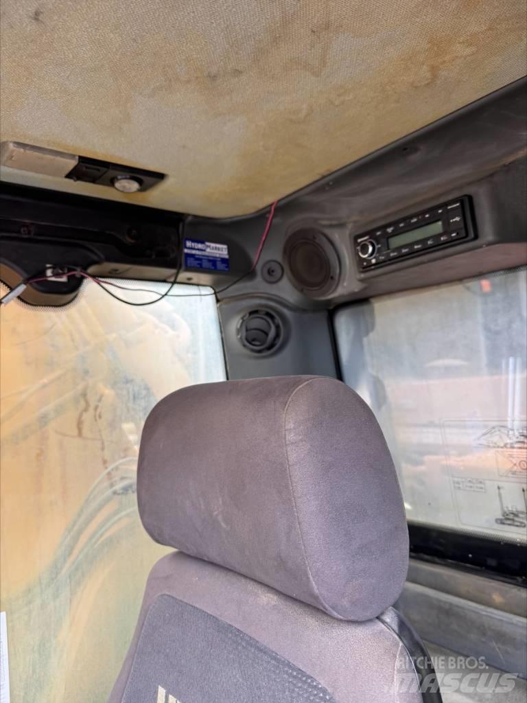 Liebherr R 956 LC Roomikekskavaatorid