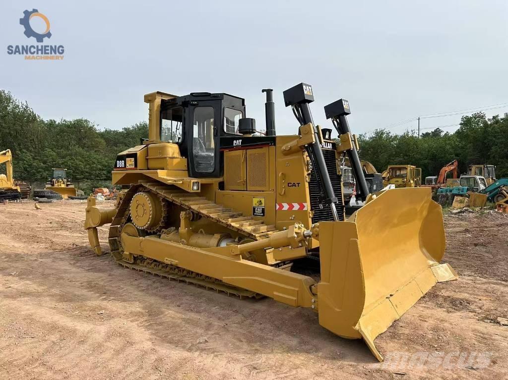 CAT D 8 R Buldooserid