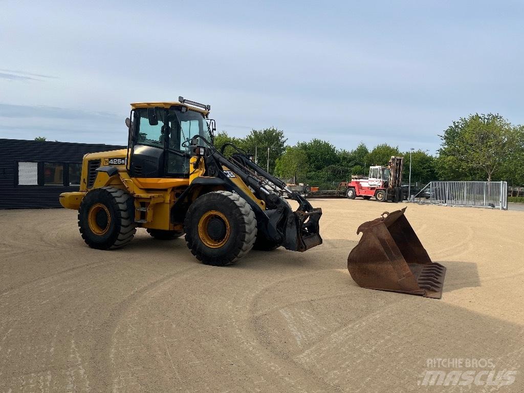 JCB 426 E HT Rataslaadurid