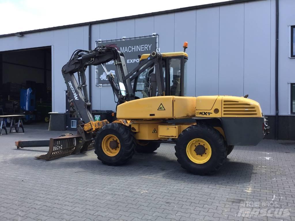 Mecalac 12 MXT Ratasekskavaatorid
