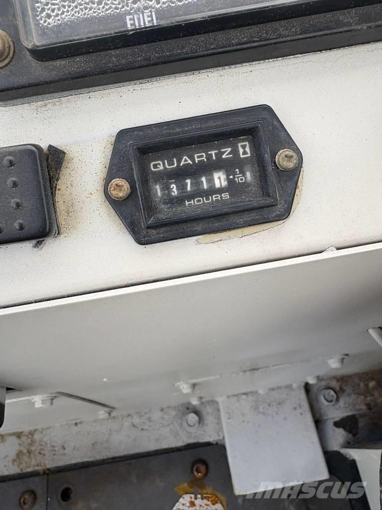 IHI IC 35 Roomikkallurid