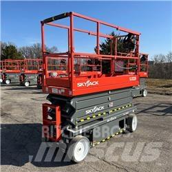 SkyJack SJ 3226 Käärtõstukid