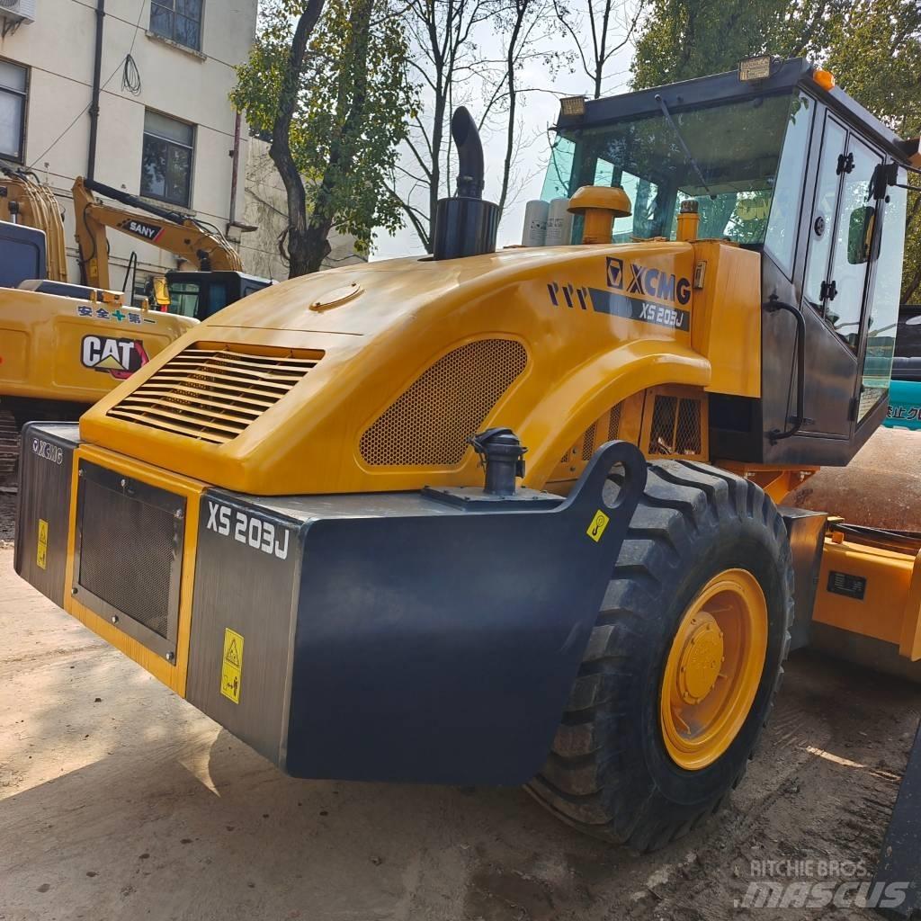 XCMG XS 203 J Ühe trumliga rullid