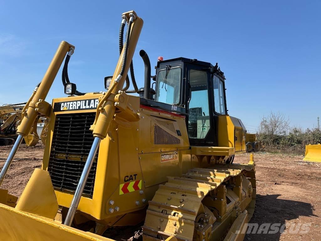 CAT D6G Buldooserid