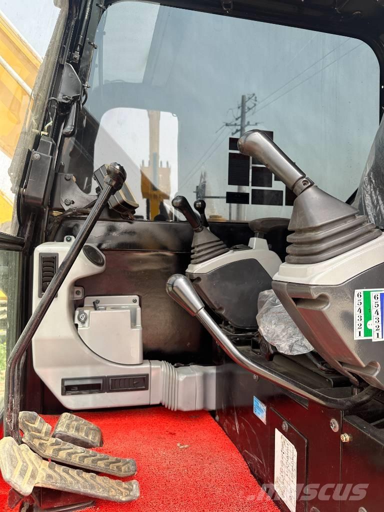 CAT 307E2 Väikeekskavaatorid 7t-12t