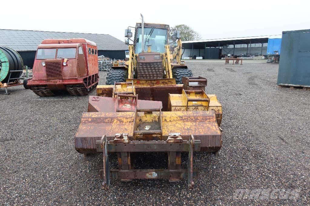 Hydrema 906 Ekskavaatorlaadurid