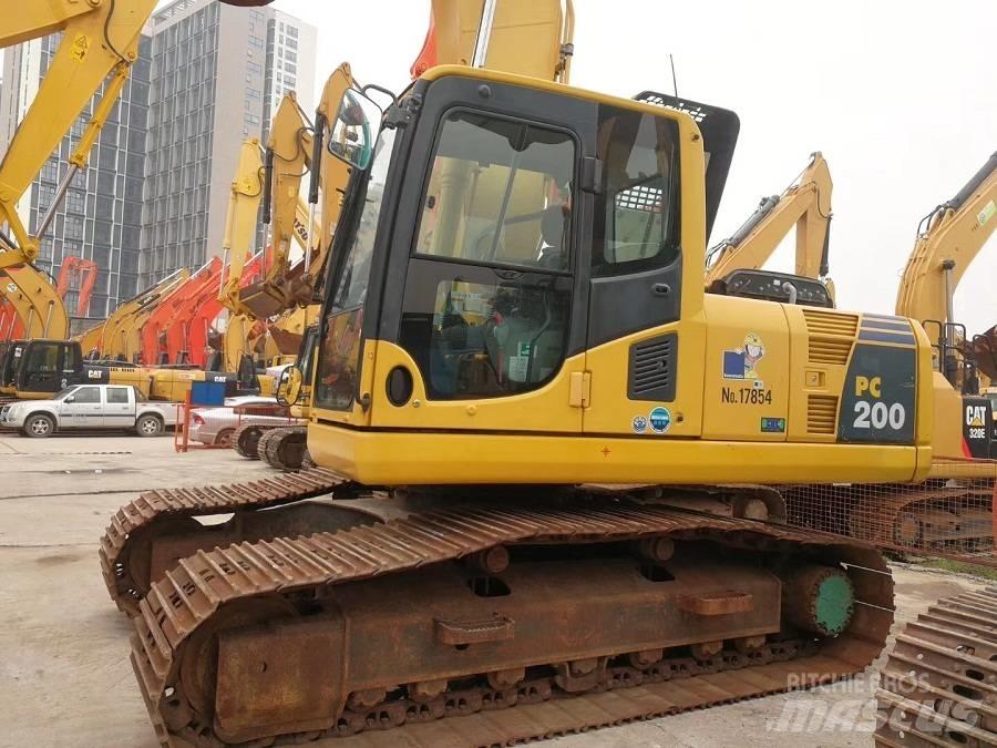 Komatsu pc200-8 Roomikekskavaatorid