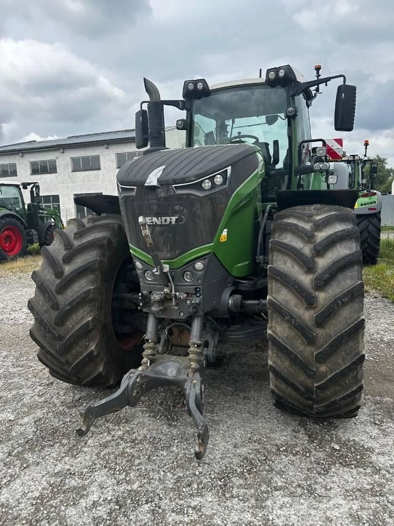 Fendt 1042 Rüfa Traktorid