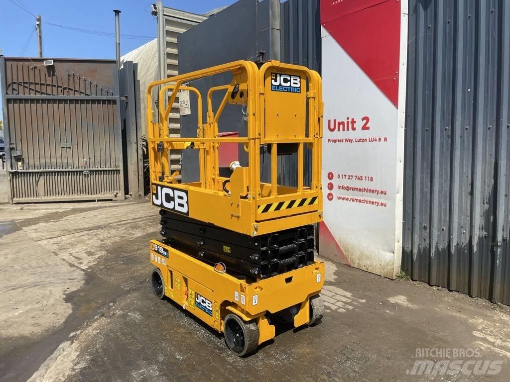 JCB S1932 EDRV Käärtõstukid