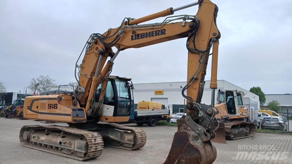 Liebherr R 916 LC Roomikekskavaatorid