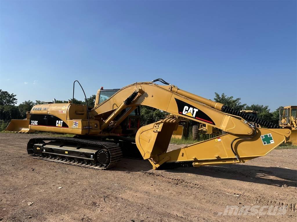 CAT 320C Roomikekskavaatorid