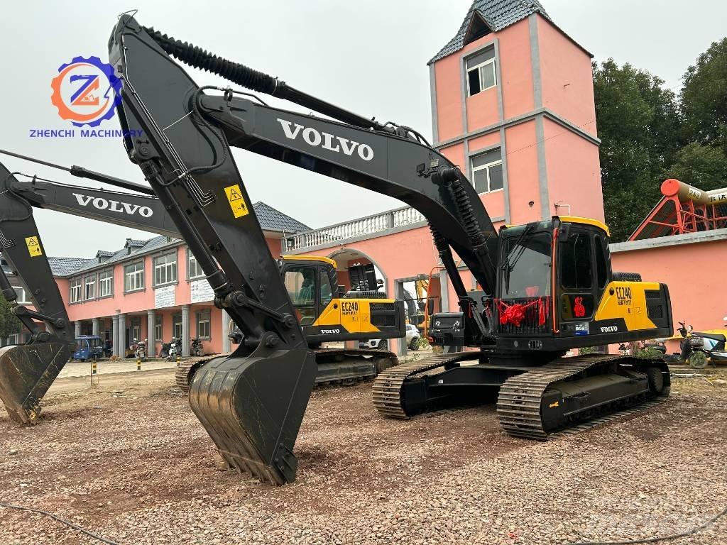 Volvo EC 240 Roomikekskavaatorid