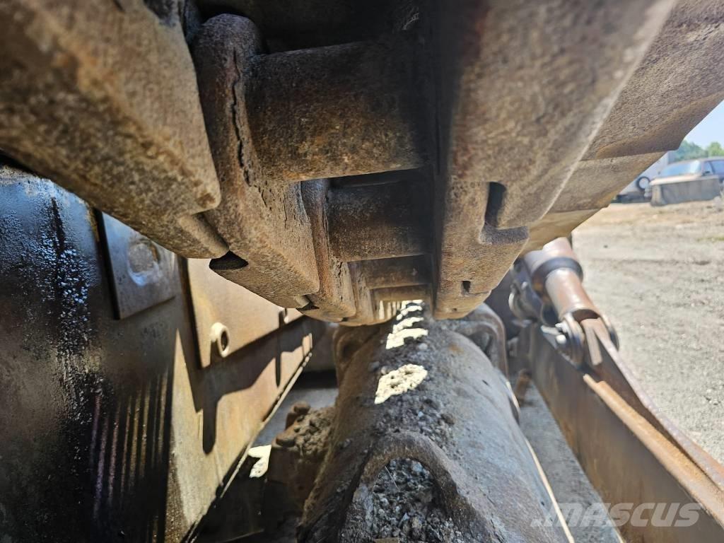 CAT D8L Buldooserid