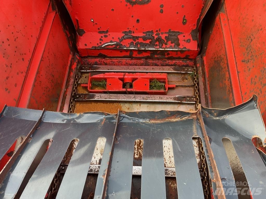 Kuhn Primor 3570 M Tornhoidlate tühjendusseadmed