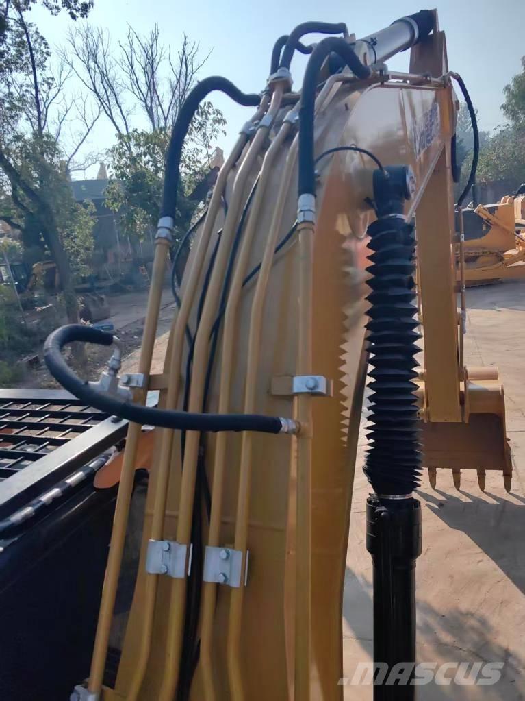 CAT 320 D2L Roomikekskavaatorid