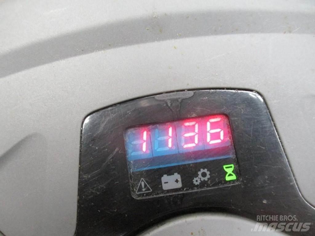 Toyota SWE 120 Järelkäidavad virnastajad