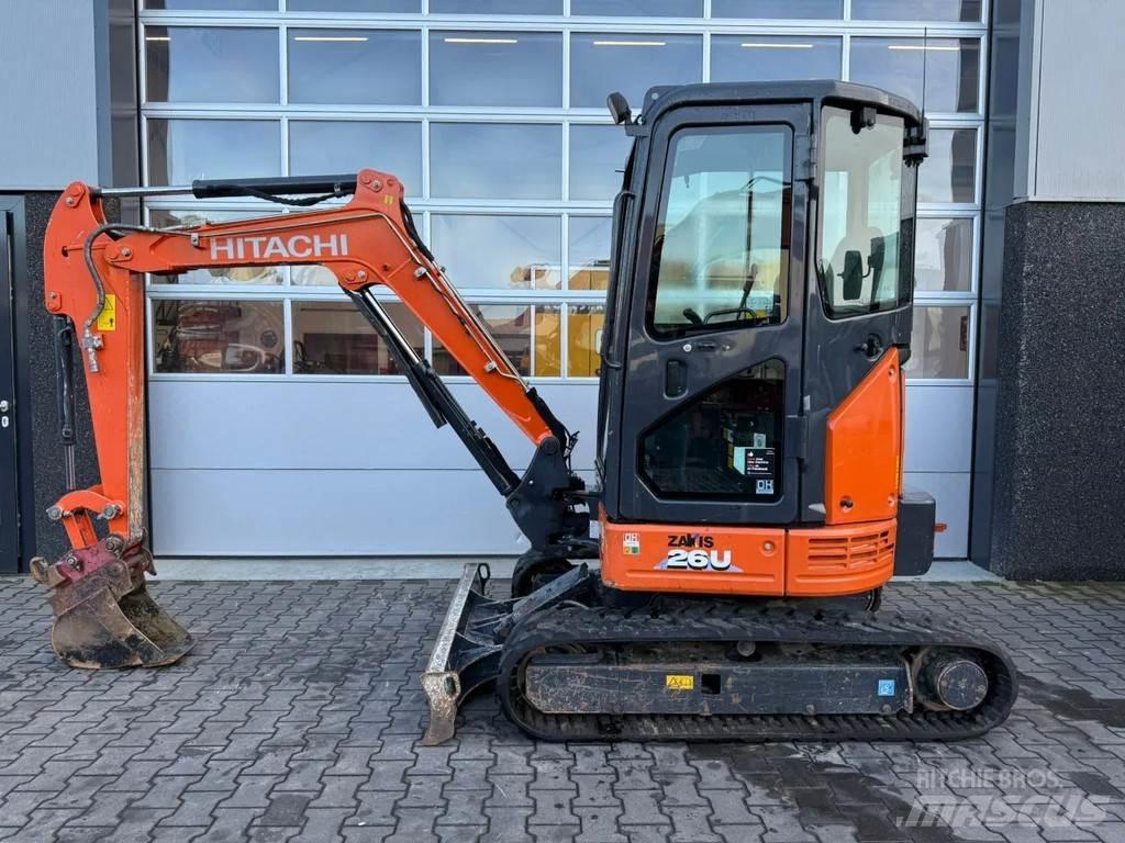 Hitachi ZX26U-6 CR Miniekskavaatorid < 7 t